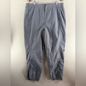 Vtg Reebok Mens Gray Track Athletic Nylon Pants Size M  side leg zipper Retro